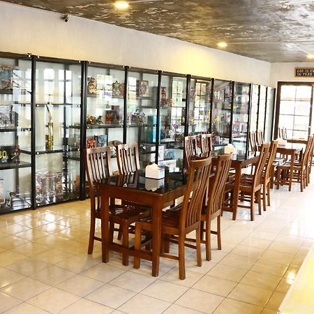 Hotel Griya Wijaya Ambarawa Extérieur photo