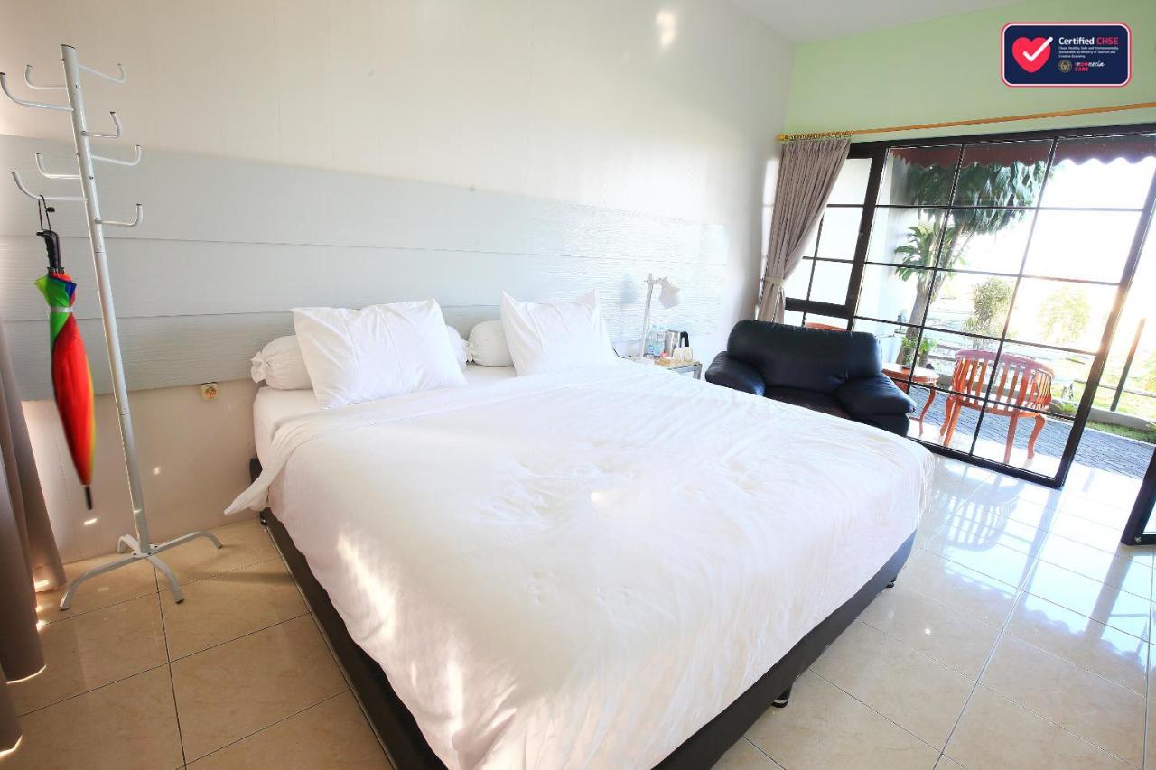 Hotel Griya Wijaya Ambarawa Extérieur photo